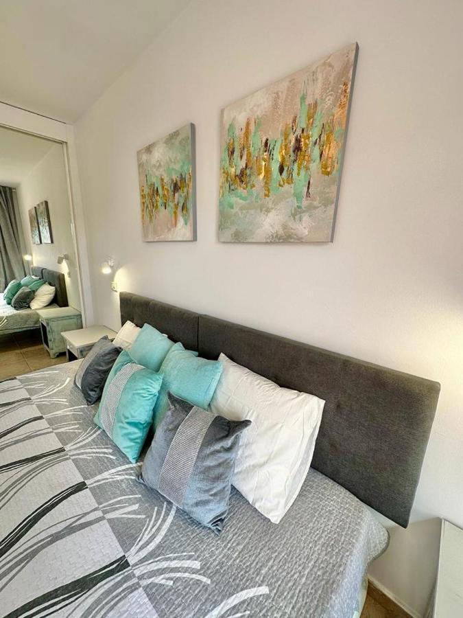 Sunny Apartment & Heated Pool Los Cristianos  Exteriör bild